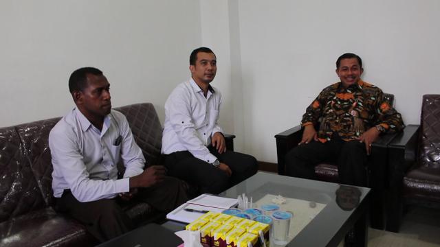 Pose Salam Dua Jari, Wakil Wali Kota Jayapura Dipanggil Bawaslu
