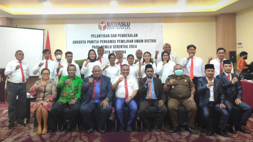 Pelantikan Panwaslu se Kota Jayapura, Walikota: Pedomani Aturan, Jaga Integritas dan Profesionalitas