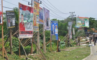 Langgar Zonasi, Bawaslu Kota Jayapura Bongkar APK Di Sini