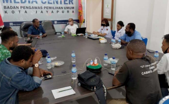 Bahas Pembangunan Demokrasi, Bawaslu Kota Jayapura Ajak Kelompok Cipayung