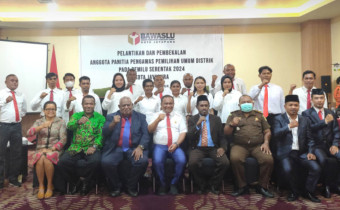 Pelantikan Panwaslu se Kota Jayapura, Walikota: Pedomani Aturan, Jaga Integritas dan Profesionalitas