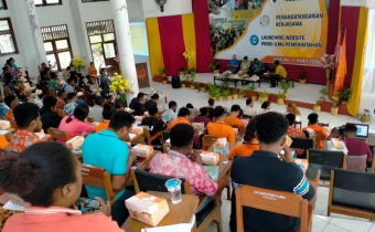 Bawaslu Kota Jayapura Beri Kuliah Umum Kepada Mahasiswa Uncen